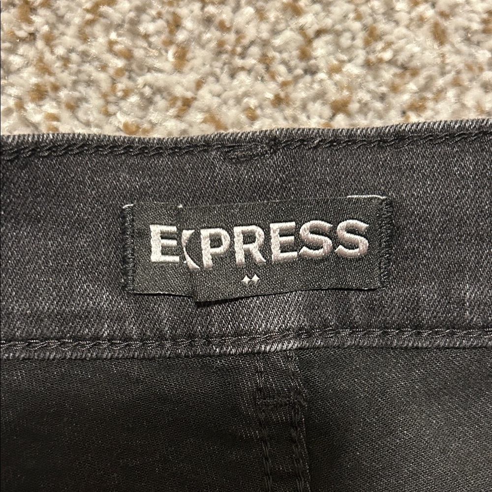 Jeans - Picture 2 of 6